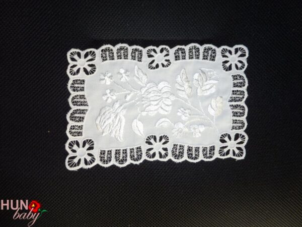 RISELT Terito Feher Kicsi 25x16 Cm 600x450