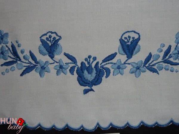 Kötény kalocsai kék hímzéses 50x41 cm
