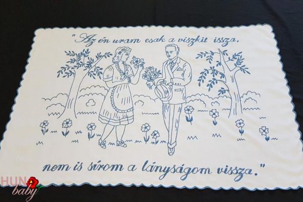 Falvédő, Az én uram csak a viszkit, hímzett 82x55 cm