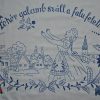 Falvédő hímzett, Fehér galamb száll, kék 85x58 cm