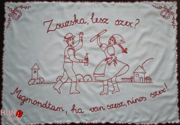 Falvédő hímzett, Zsuzska lesz szeksz 80x56 cm