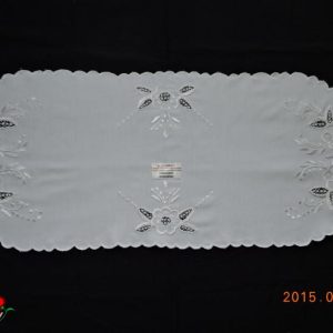 Hímzett fehér futó 85x36cm