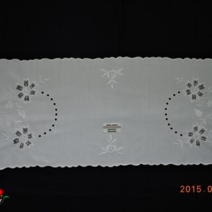Hímzett futó fehér virágos 85x35 cm