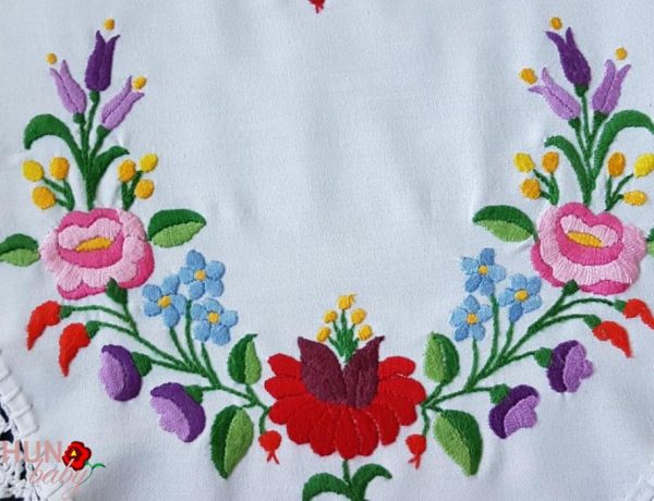 Himzett Kalocsai Futo Horgolt88x38 Cm 02 600x460