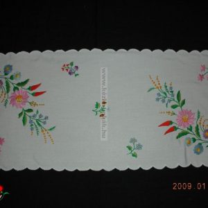 Hímzett kalocsai terítő 85x35 cm
