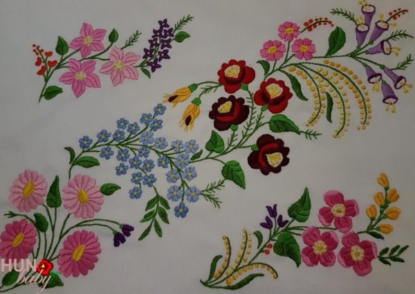 Hímzett párnahuzat kalocsai 55x40 cm