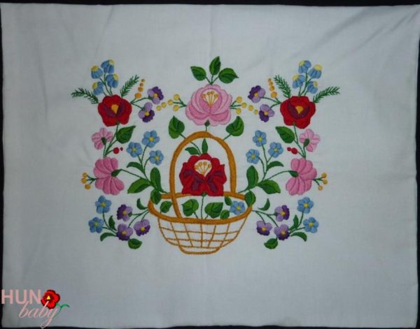 Hímzett párnahuzat kosaras kalocsai 55x40cm