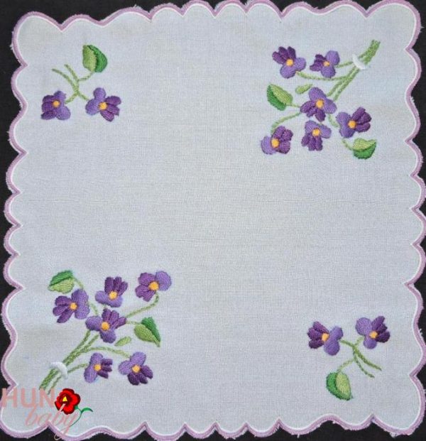 Himzett Terito Ibolyas 26x26 Cm 01 600x621