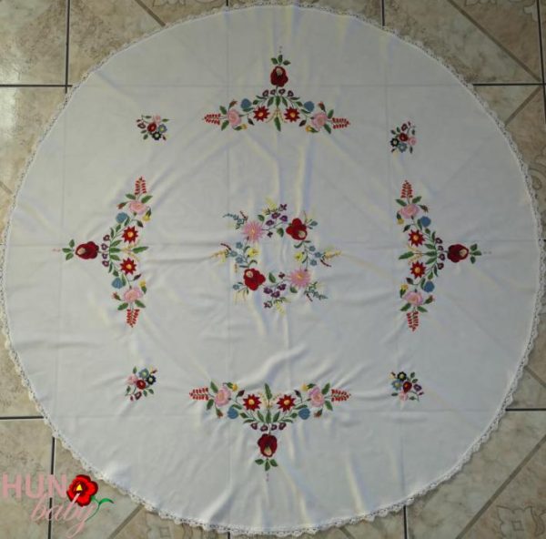 Hímzett nagy terítő kalocsai kör 150 cm