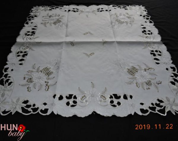Karacsonyi Terito Gepi Feher 85x85 Cm 2899 04 600x477