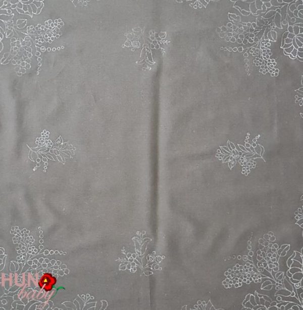 Elonyomott Fekete Alapon Szegett Kalocsai 85x85 Cm 3167 02 600x613