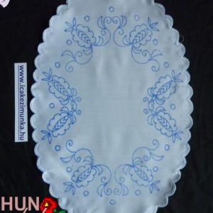 Előnyomott terítő uri minta szegett 40x17cm