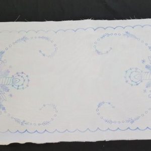 Karácsonyi terítő előnyomott futó szegett 85x35 cm