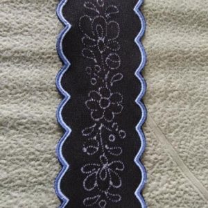 Könyvjelző előnyomott fekete matyó 20x6 cm